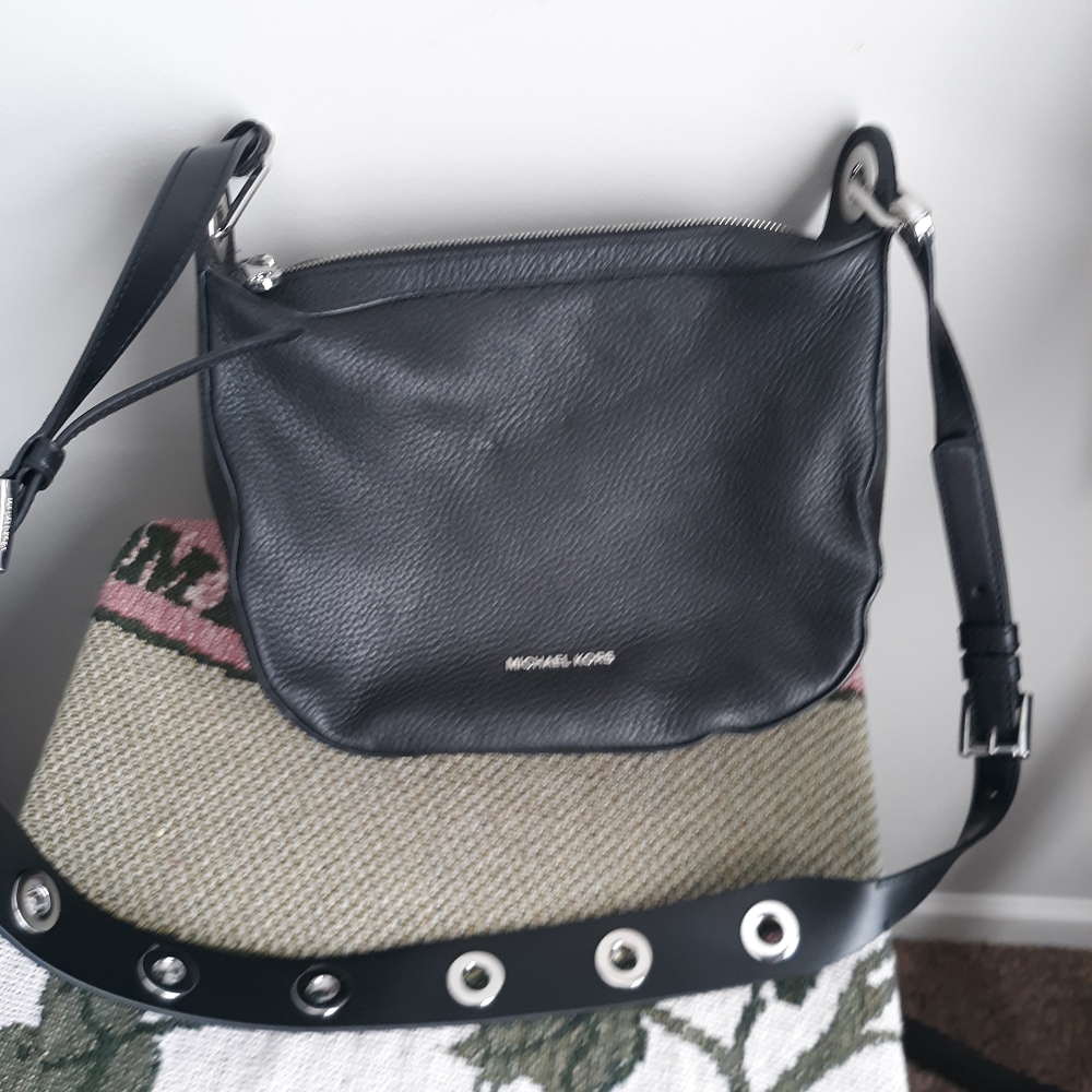 SOLD! Authentic Michael Kors Crossbody